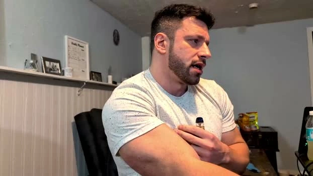 pizza_biceps 23-05-2026 Male Recording - kissing hard