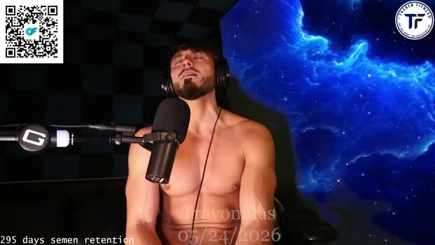 travonidas 24-05-2026 Male Recording - fingers Topless