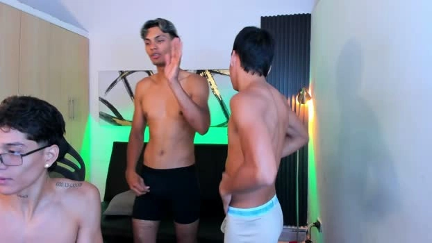 interracial_wallen 04-06-2026 Male Recording - playtime gay