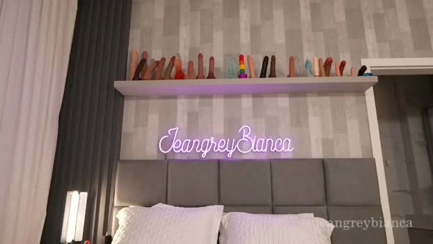 jeangreybianca 04-06-2026 beautiful squirt naughty Topless Recording