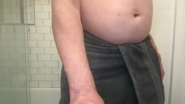 lvguynextdoor440656 05-06-2026 Male Recording - toys play