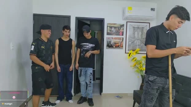 voyeurism_guys 05-06-2026 Male Recording - kiss nude