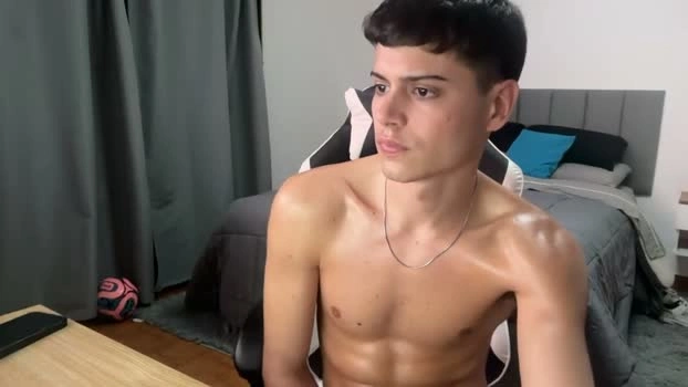 thomassex0 08-06-2026 Male Recording - striptease squirt