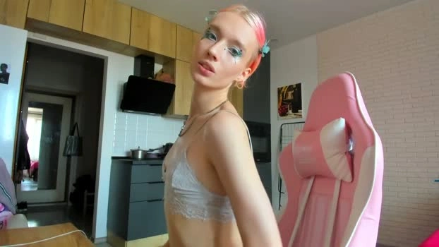_alice_kitty 10-06-2026 Trans Recording - lick kissing