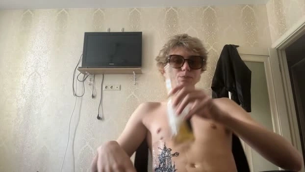 artem228play 10-06-2026 Male Recording - jerking kissing