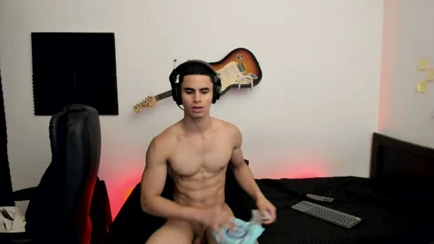 zenhzu 14-06-2026 Male Recording - beautiful ass