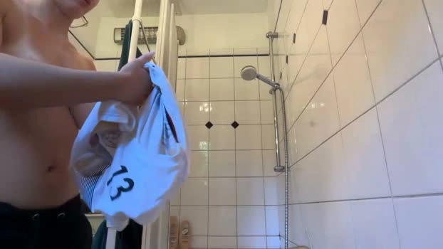 aviebby 14-06-2026 Topless hard fuckhard show Recording