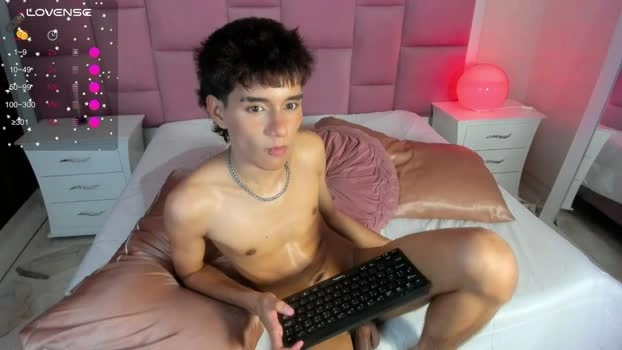 christopher_robin4 15-06-2026 Male Recording - Naked sexybody