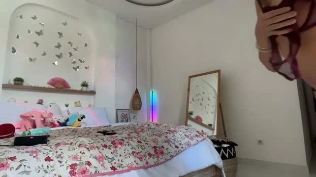 keirasworld 15-06-2026 Cam nasty kink legs Recording