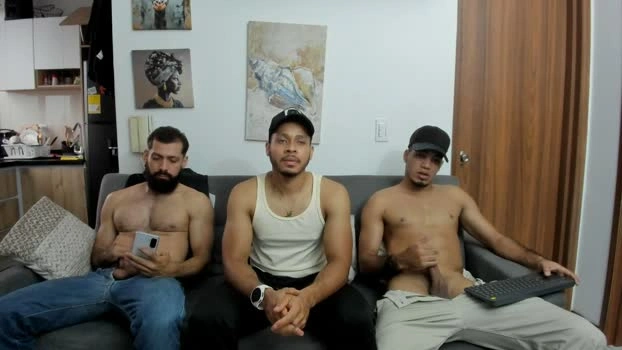 straight__friends 15-06-2026 Male Recording - analtoy strip