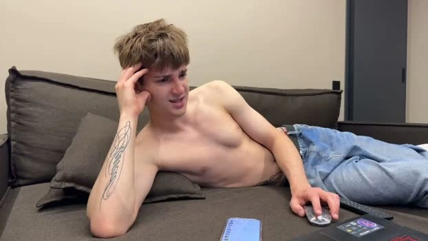 exclusiveflexboy 17-06-2026 Male Recording - spank strip