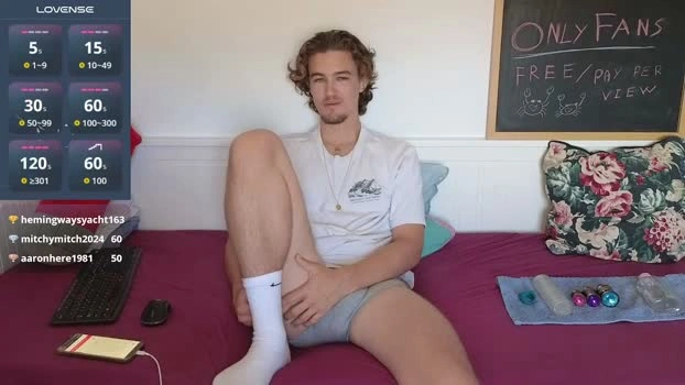 alex83530 19-06-2026 Male Recording - suckshow strip