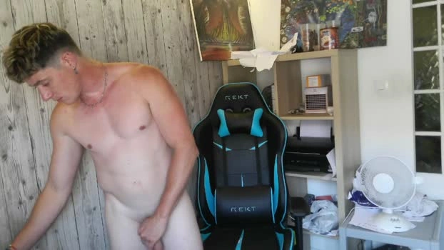 frenchhornybibs 19-06-2026 Male Recording - squirt lick