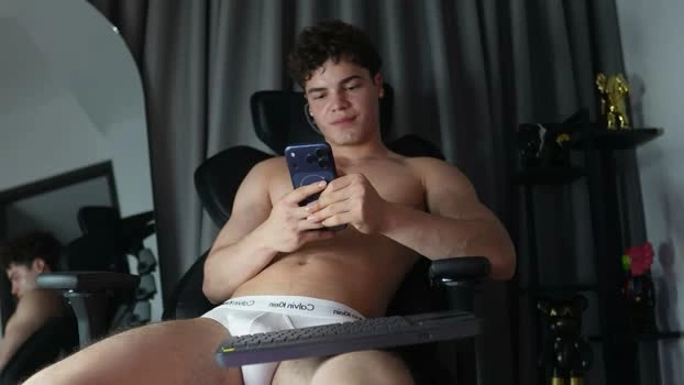 max_cortes1_ 21-06-2026 Male Recording - twink handsome