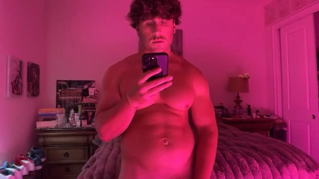 hungkingg22 21-06-2026 Male Recording - Topless beauty