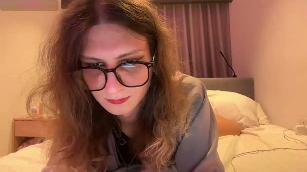 alicepinkhead 23-06-2026 Trans Recording - Nude legs