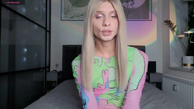 huge_vee 22-06-2026 Trans Recording - blowjob yummy