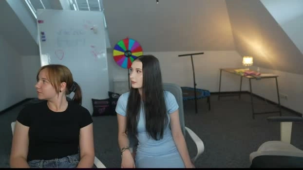 sweetdesiree_ 25-06-2026 Cam Show natural tits