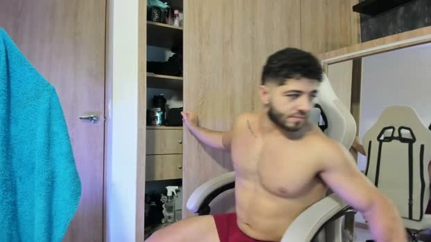 thiago_moretti 26-06-2026 Male Recording - bigass striptease
