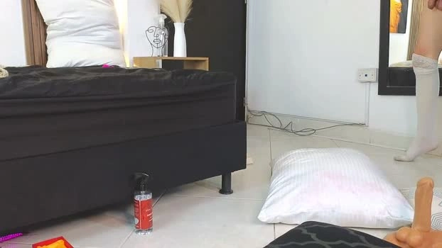 saracutie_ 26-06-2026 Trans Recording - kissing sexyfeet