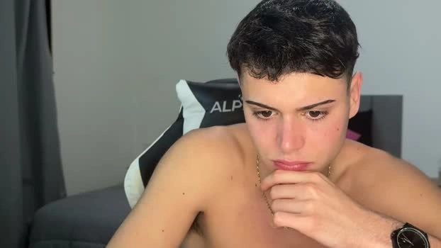 thomassex0 30-06-2026 Male Recording - Topless nude