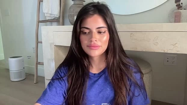 poutyselena 02-07-2026 Cam Show wet play