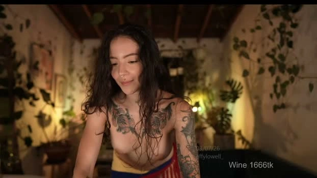 effylowell_ 04-07-2026 Cam Show Show boobs