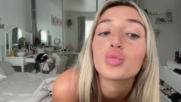 elsabxxx 04-07-2026 Cam Show naughty big