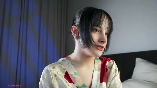 jonnienita 07-07-2026 Cam Show moan naughty