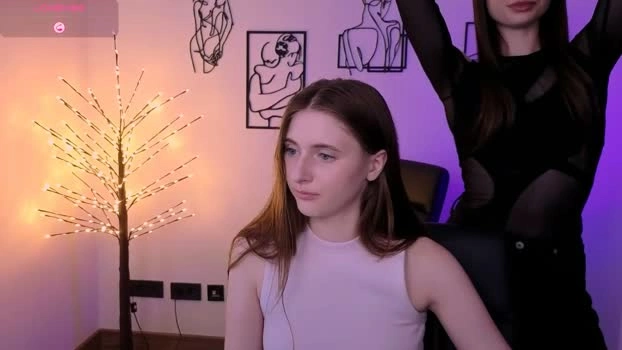 flora_ri 09-07-2026 Cam Show dirty amateur