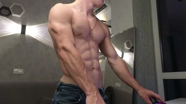 elliot_muscle04 12-07-2026 Male Recording - Naked natural