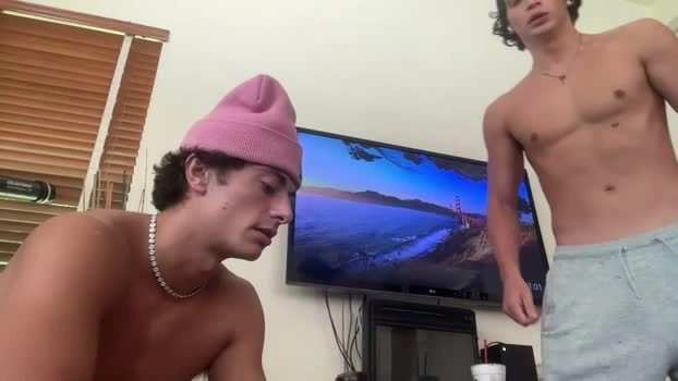 tyy0ung 12-07-2026 Male Recording - Gay Pretty