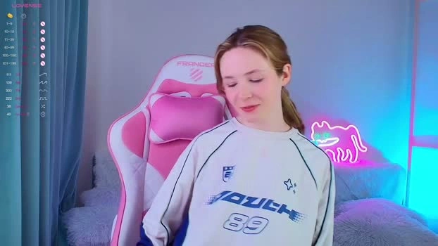 poompoompeach_ 14-07-2026 Cam Show toy fuckpussy