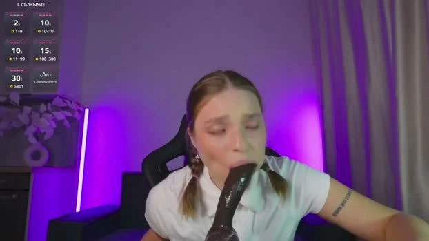 viollasinzz 14-07-2026 Cam Show fingers prettyface