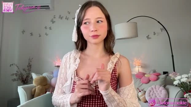 delorathecookie 15-07-2026 Cam Show hot fingering
