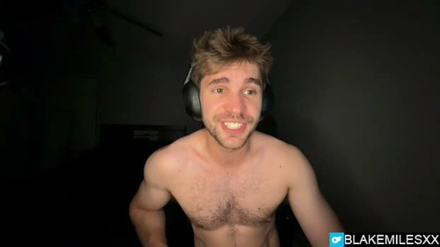 blakemiles2 17-07-2026 Male Recording - sexy strip