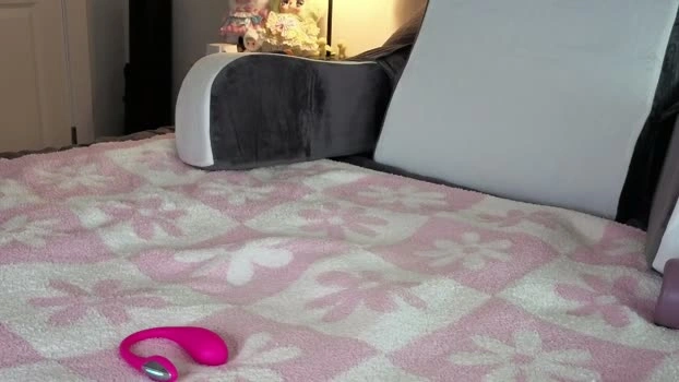 susannahxx 17-07-2026 Cam Show spank legs