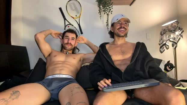 aaron_wheel 20-07-2026 Male Recording - spank bigass