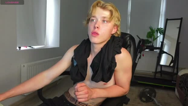 eddie_soltero 19-07-2026 Male Recording - sexyfeet handsome