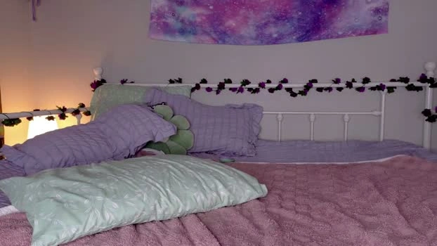 itsnikkisweet 20-07-2026 Cam Show moan suck