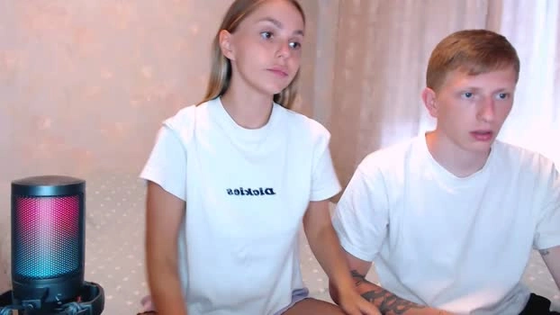 julsweet 20-07-2026 Cam Show fingers gag