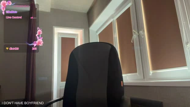 emmaandjake 21-07-2026 Cam Show natural prettyface