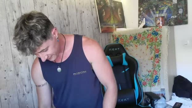 frenchhornybibs 21-07-2026 Male Recording - handsome beautiful