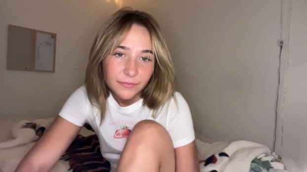 addisonn3 22-07-2026 Cam Show horny legs