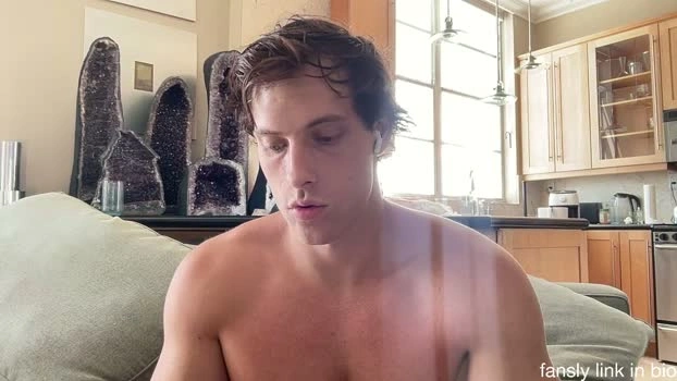alex_islive 21-07-2026 Male Recording - striptease bigload