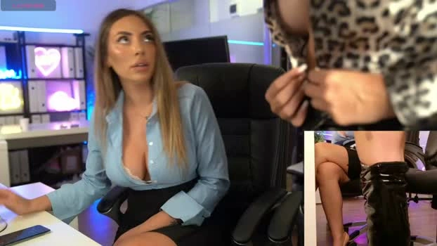 babesgowild 22-07-2026 Cam Show fingering sexykitty