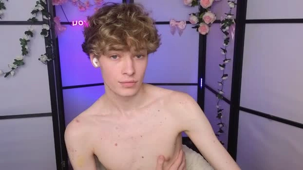 curly_twinkboy 22-07-2026 Male Recording - show sex