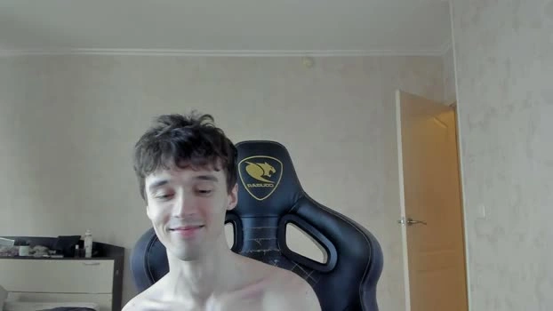 mason_warhol 25-07-2026 Male Recording - spanking kissing