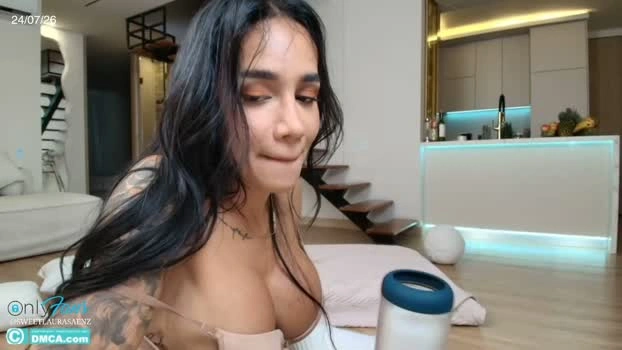 sweetlaurasaenz 25-07-2026 Trans Recording - lickass juicy