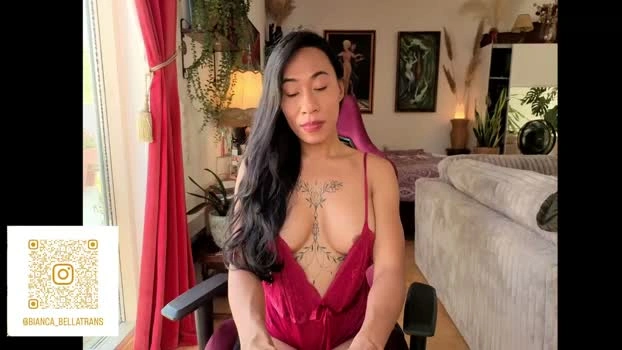bianca_transpinay 25-07-2026 Trans Recording - striptease lick